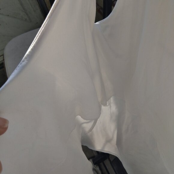 ZARA W/B COLLECTION WHITE SLEEVELESS TOP TANK ROUND NECK SIZE MEDIUM - Picture 5 of 9